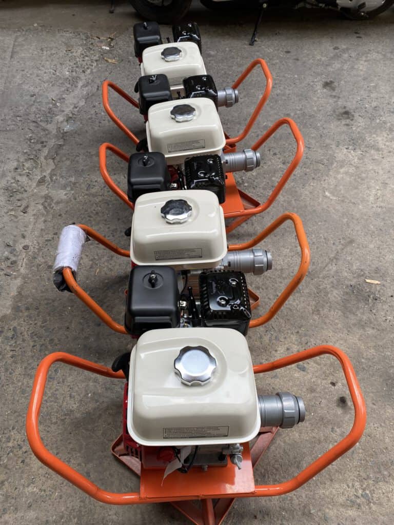 Máy Đầm Dùi Xăng Rakuda,Gx160,RK75.GX200