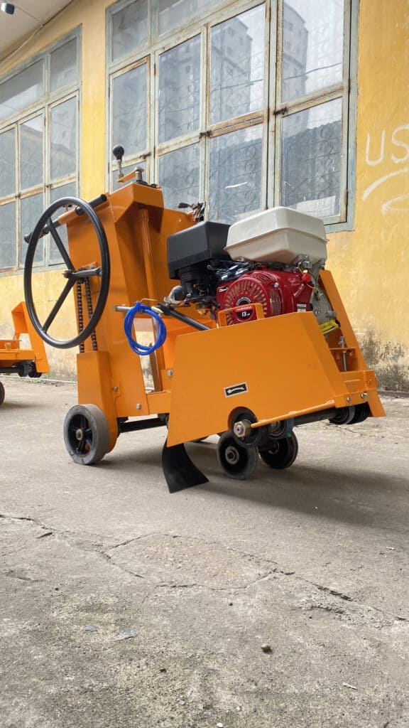 MÁY CẮT BÊ TÔNG KC12-GX (HONDA THÁI LAN GX200 - 10CM)