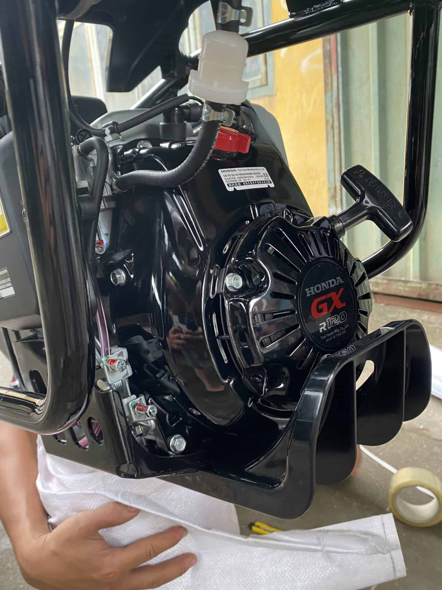 Máy Đầm Cóc Mikasa MT77