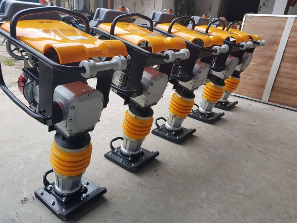 MÁY ĐẦM CÓC XĂNG RM80-HONDA GX160/5.5HP THÁI