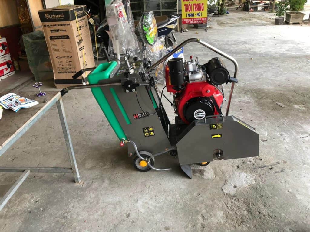 MÁY CẮT BÊ TÔNG CBT-25 - DIESEL 186FA - 18CM