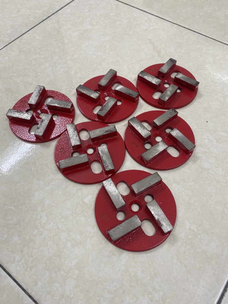Đá mài sàn 4 chấu thô