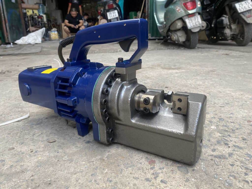 MÁY CẮT SẮT THỦY LỰC CẦM TAY RC22-22MM