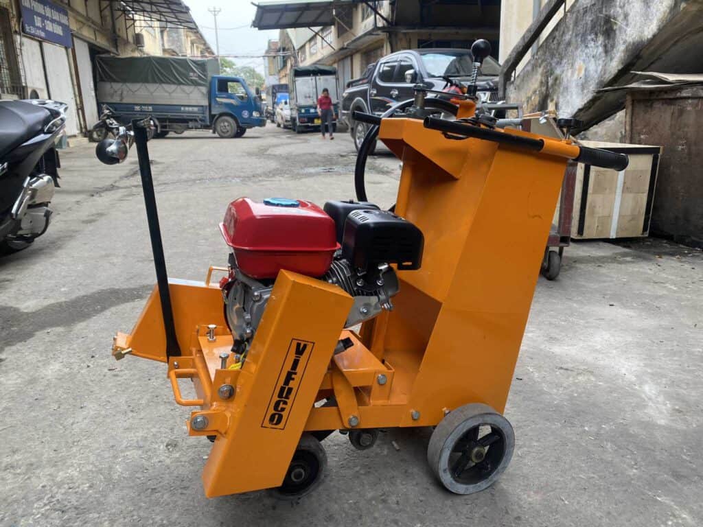 MÁY CẮT BÊ TÔNG KC12-RK75/7.5HP-8CM