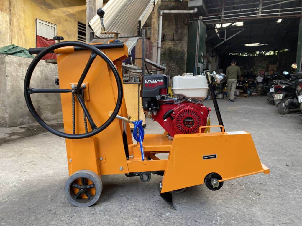 MÁY CẮT BÊ TÔNG KC16-GX (HONDA THÁI LAN GX390 - 14CM)