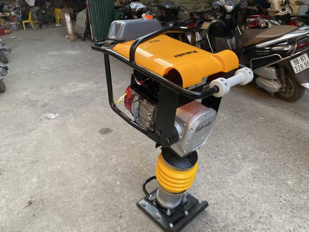 MÁY ĐẦM CÓC XĂNG RM80-HONDA GX160/5.5HP THÁI