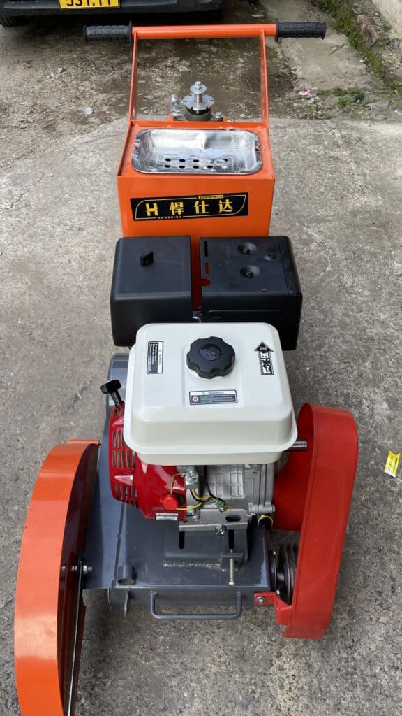 KHUNG MÁY CẮT BÊ TÔNG CBT-20A - 18CM