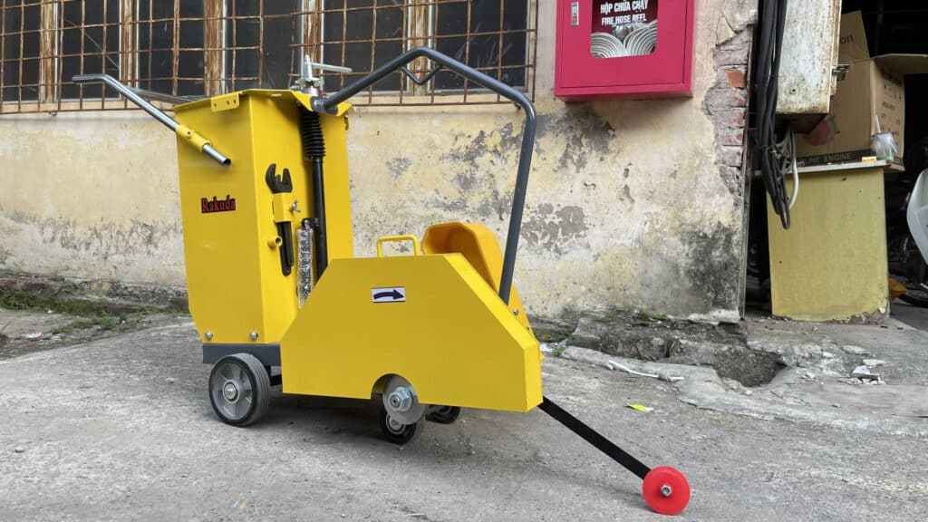 KHUNG MÁY CẮT BÊ TÔNG CBT-20C - 18CM