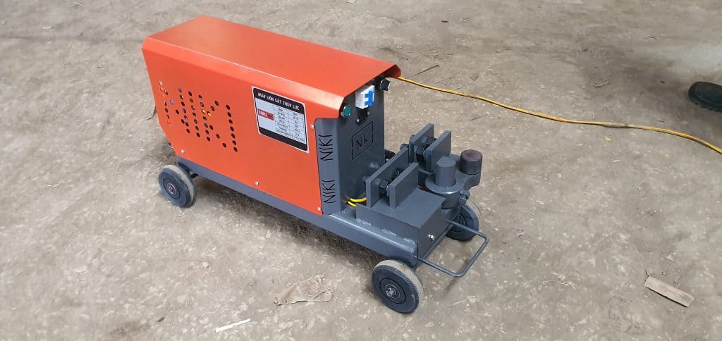 máy uốn sắt thủy lực