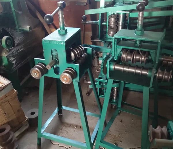 Máy Uốn Ống Bằng Tay